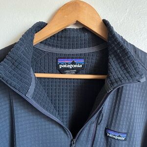 Patagonia R1 Half Zip - Men’s L - Waffle Fleece